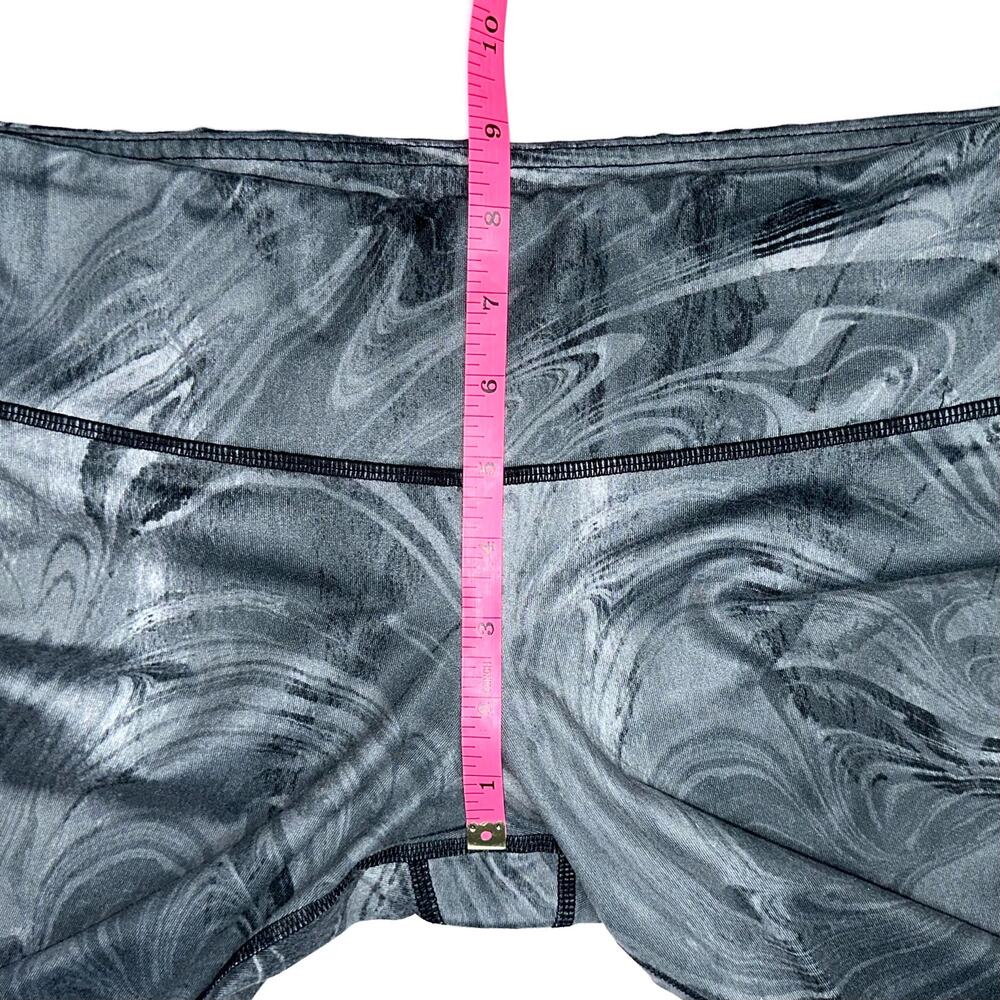 SOLD 💕Alo Yoga Women’s Airbrush Legging in Black Marble Size Small - Picture 14 of 15